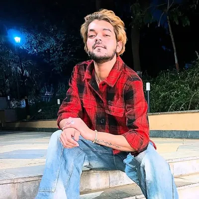 Izhar Khan profile