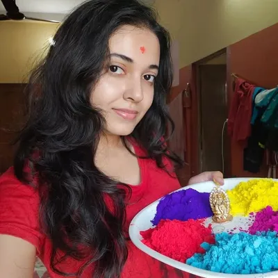 Urvashi Singhaniya profile