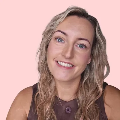 Nikki | Shift Mum Reset profile