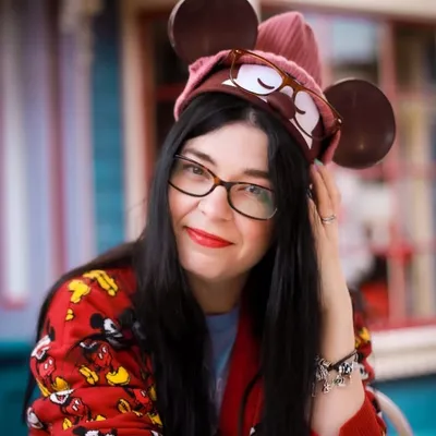 Shimelle: Scrapbooking & Magic profile