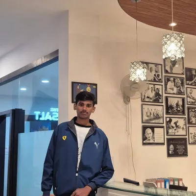 Yaash Shinde profile