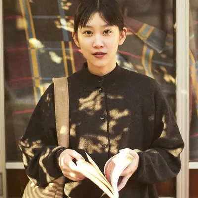 都留詩織 profile
