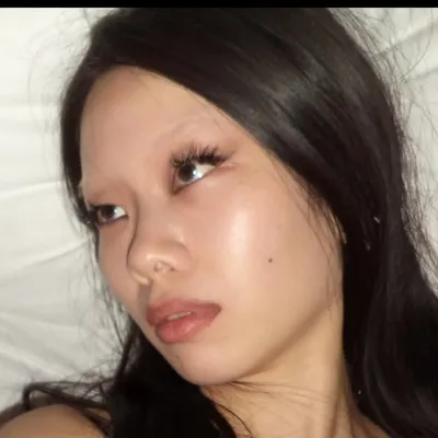 Shirley Tang profile