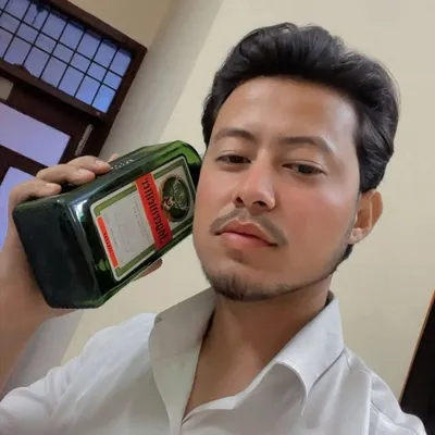 SʜɪʙU { ν ι ρ є я 🐍 profile