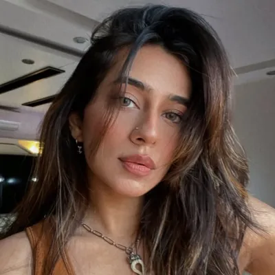 Shivali Rijhwani profile