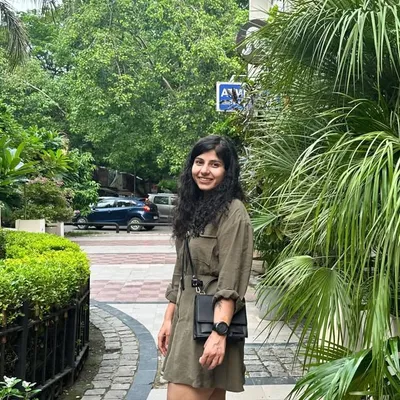 Shivani Malhotra profile