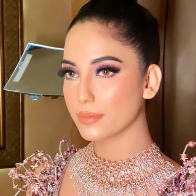 shivani profile