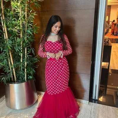 SHIVANI GHULE 🦋 profile
