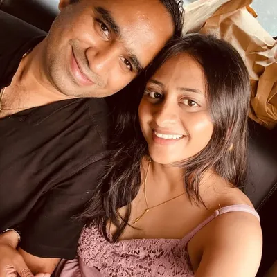 shivani profile