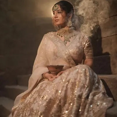 Shivani Thakkar profile