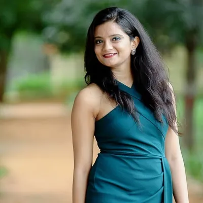 Shivani profile