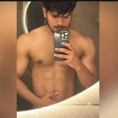 Shivendra Gupta SAM⭐️ profile