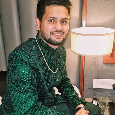Singer Shivesh Mishra profile