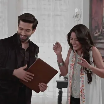 shivika ✨ profile