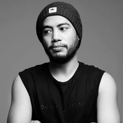 PHOTOGRAPHER / DIRECTOR SHIVA SHIV. ๐ฎ๐ณ profile
