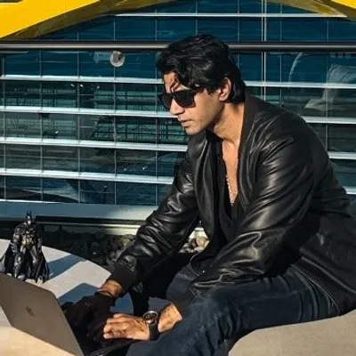 Shiv Panikker profile