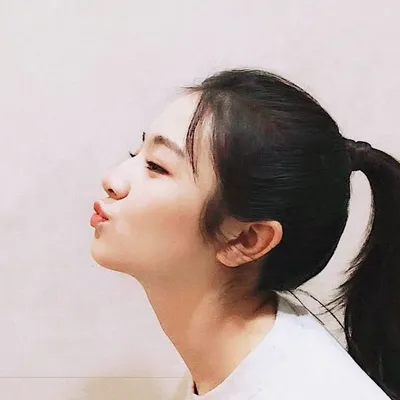 史卓逸 profile