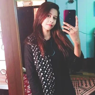 Shna Khan profile