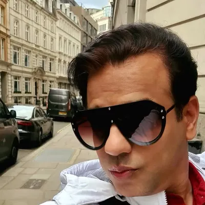 Shoaib Kochar profile