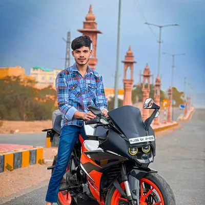 Shohil Khan profile