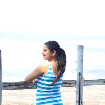 Shraddha Dhasmana profile