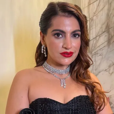 Shradha manaktala profile