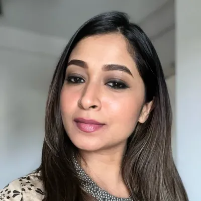 Shrreya Pawar l Bridal Makeup Artist