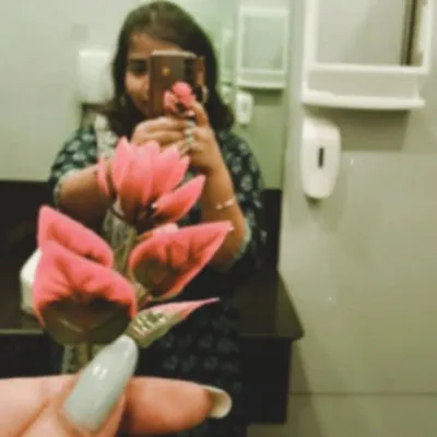 श्रेया🌙 profile