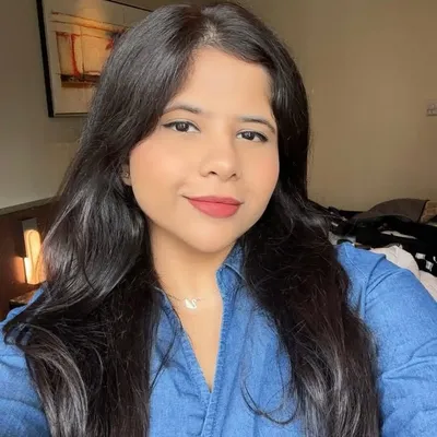 Dr. Shreya Tyagi (PT) ✨❤️ profile