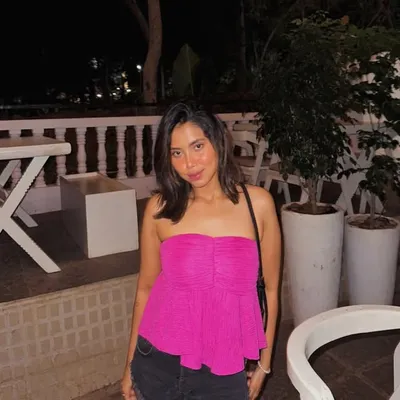 Shrishti profile