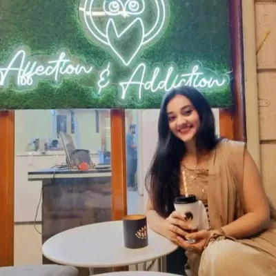 Shrishty saxena profile