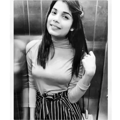 Shristi Tibrewal Official profile