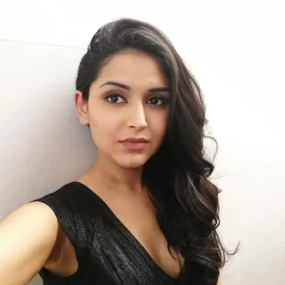 Shreya profile