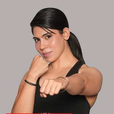 Shrutika Mathur | Online Fitness Coach | Fat Loss Expert profile