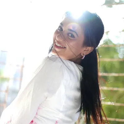Shruti Sharma profile