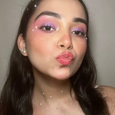 Shruti Sharma profile