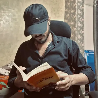 shivaay🖤 profile