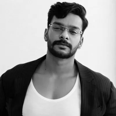 Seth_Shùbhàm Màlvì Sām🖤 profile