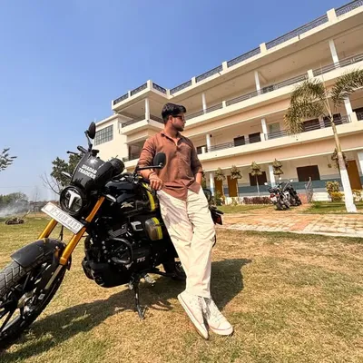 Aditya pandey 🦁 profile