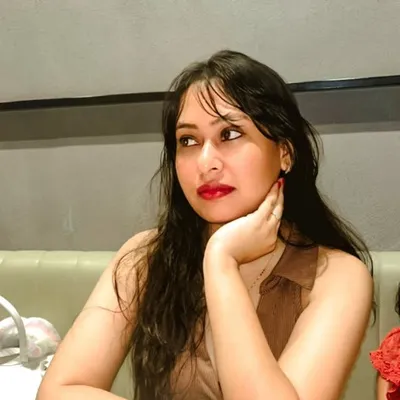 Shubhangi Hirve 🦢 profile