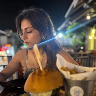 Shubhi Vashistha-Gupta profile