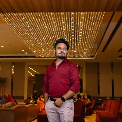 Shubham Makde profile