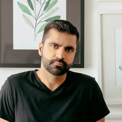 Shuchir Suri profile