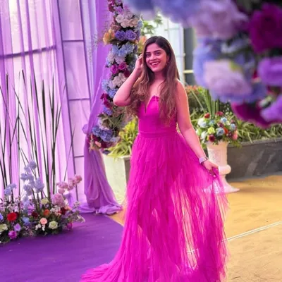 Shweta Thukral | Anchor | Live Host profile