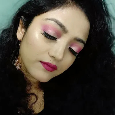 Youtuber | Nasreen profile