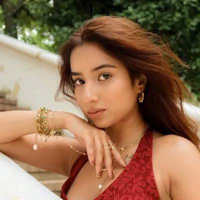 Anicka profile