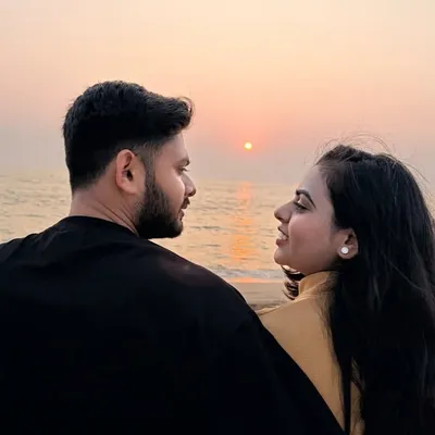 Siddharth & Urvi | Travel Couple profile