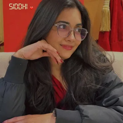 Siddhi Tiwari profile