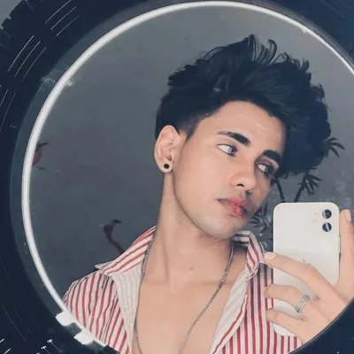 โ เธฃ๐ฒโ๐ฅ๐สณ๐ฅ๏ผจ ๐บ profile