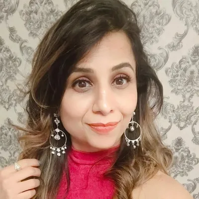 signature step by Supriya profile